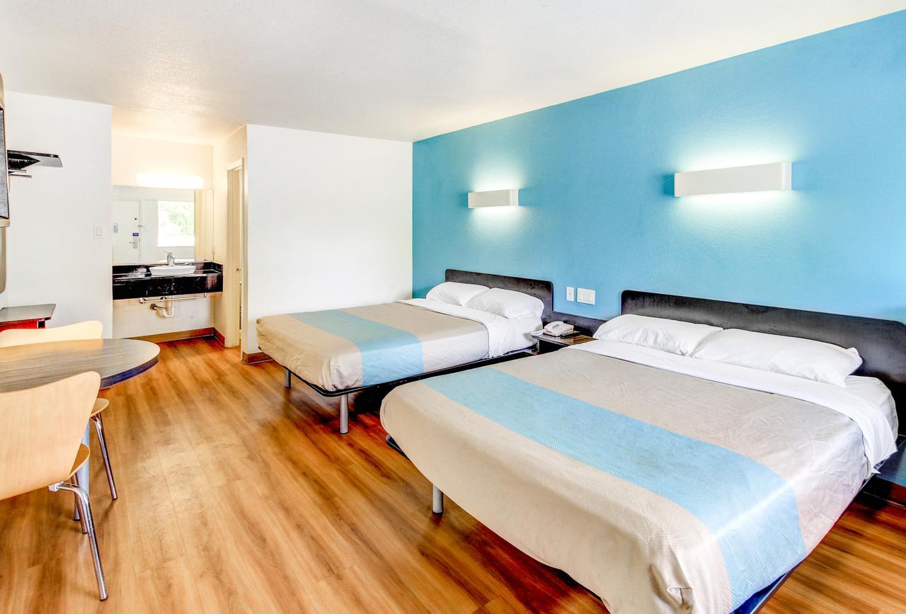 Motel 6 Waco - Lacy Lakeview Bellmead Kültér fotó